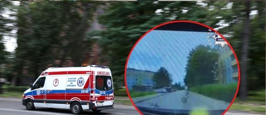 Groźnie wyglądający wypadek w Jaworznie ( Śląskie). 7-letni chłopiec bez opieki osoby dorosłej poruszający się rowerem, wjechał na jezdnię wprost pod nadjeżdżające bmw. Dziecko na szczęście nie doznało poważnych obrażeń. 