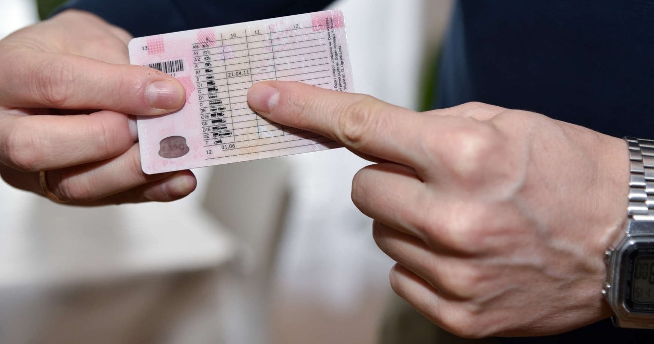 Opłata za prawo jazdy w górę. Samorządy naciskają na 100-proc. podwyżkę