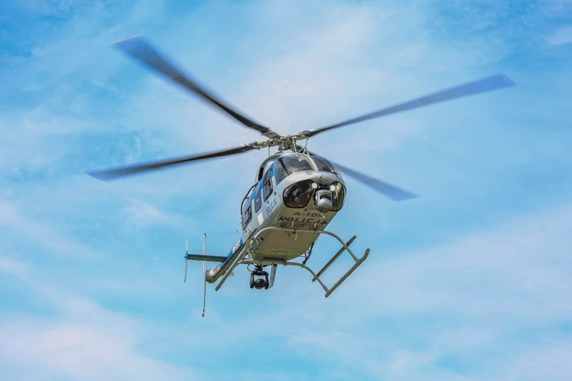 Poszukiwania Tadeusza Dudy. Bell-407 to główna broń policji