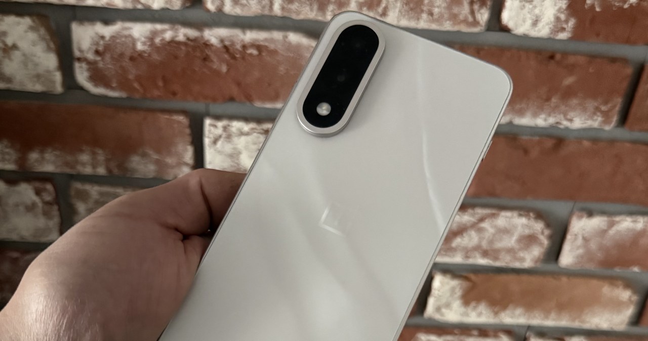 Test OnePlus Nord 5. Niedrogi, a mocy mu nie brakuje