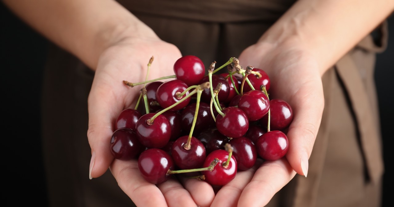 Kwaśne, ale jakie zdrowe! Wiśnie to hit dla kobiet po 50-tce