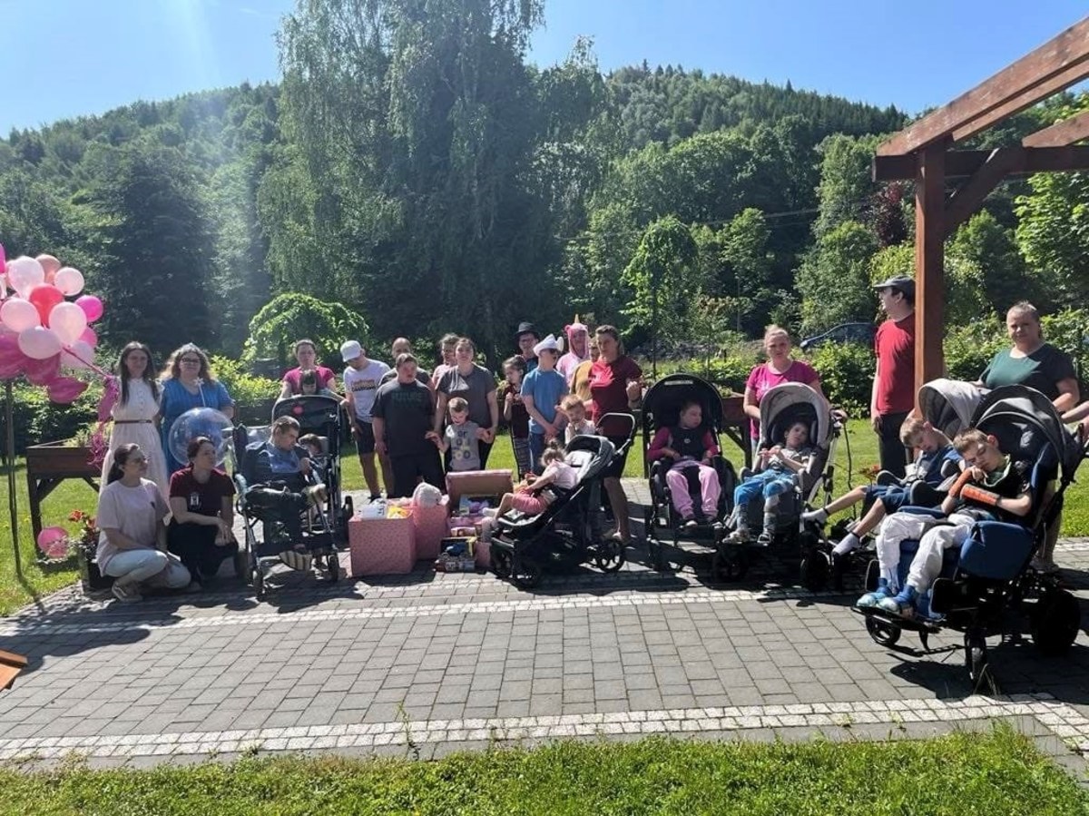 Rajd po busa! Valvoline Rajd Małopolski jedzie dla wychowanków ośrodka rehabilitacyjnego