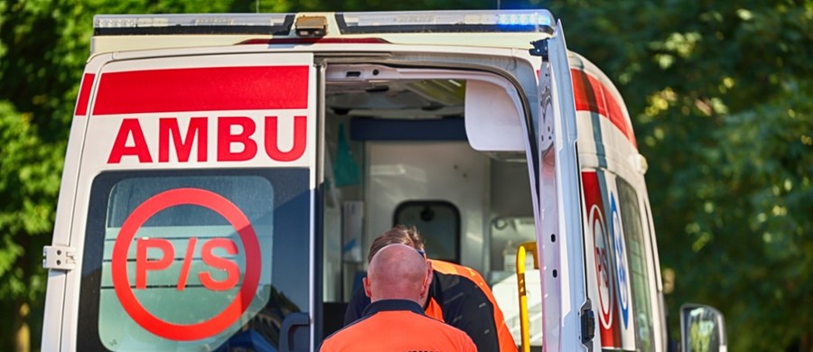10 osób zostało rannych, w tym dwie ciężko, w zderzeniu dwóch busów w Izbicy na Zamojszczyźnie (woj. lubelskie). Droga krajowa nr 17 w miejscu wypadku jest zablokowana. 
