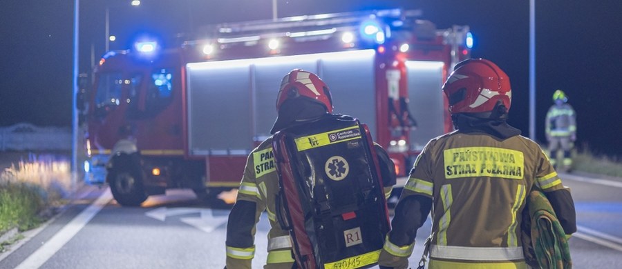 60 osób ewakuowano w nocy z bloku przy ul. Perkoza w Gliwicach. Powodem był ulatniający się czad. 