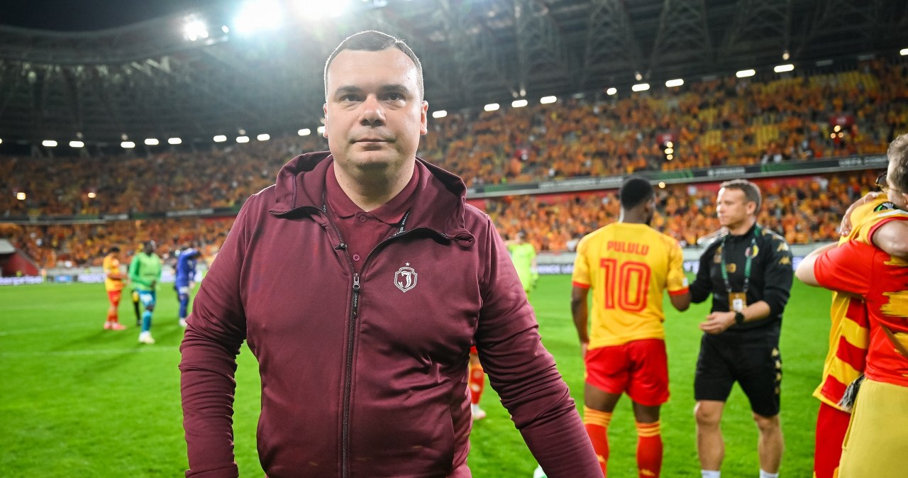 Jagiellonia ogłasza transfer z Hiszpanii. Reakcja na odejście Skrzypczaka
