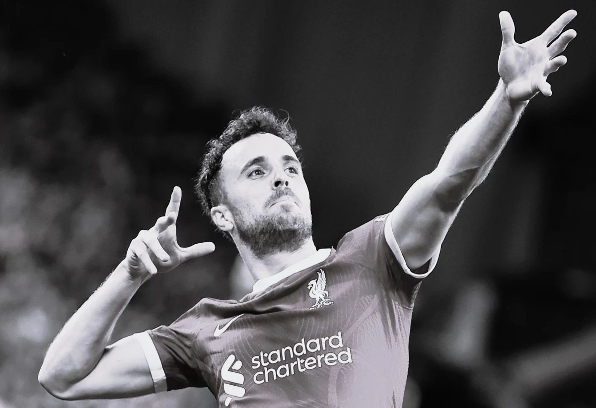 Nie żyje Diogo Jota, piłkarz Liverpoolu i reprezentacji Portugalii. Utalentowany zawodnik zginął w wypadku samochodowym w Hiszpanii - podała hiszpańska publiczna telewizja.