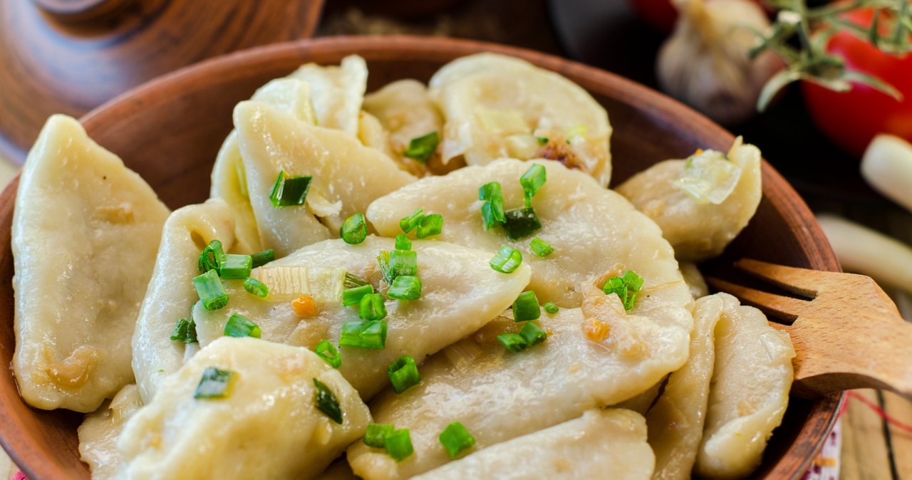 Jedne z ulubionych pierogów Ewy Wachowicz. Zdradziła, jak robi farsz, żeby nie był mdły