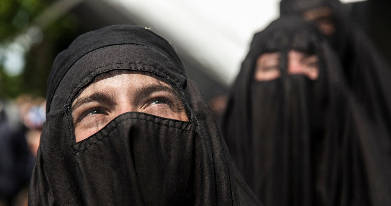 Islamski kraj zakazał noszenia burek. Powody są dwa