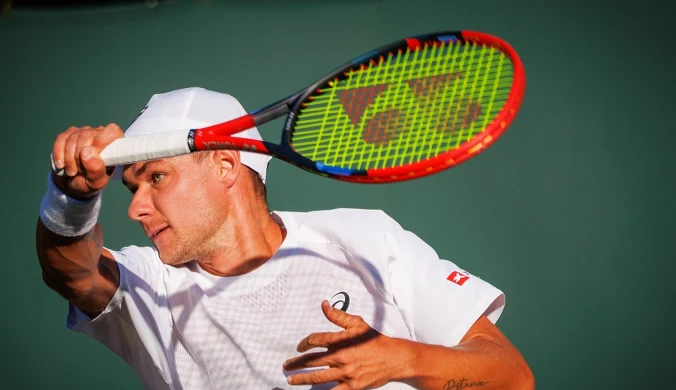 Polak robi furorę na Wimbledonie, a tu taka wiadomość. Majchrzak bez ogródek