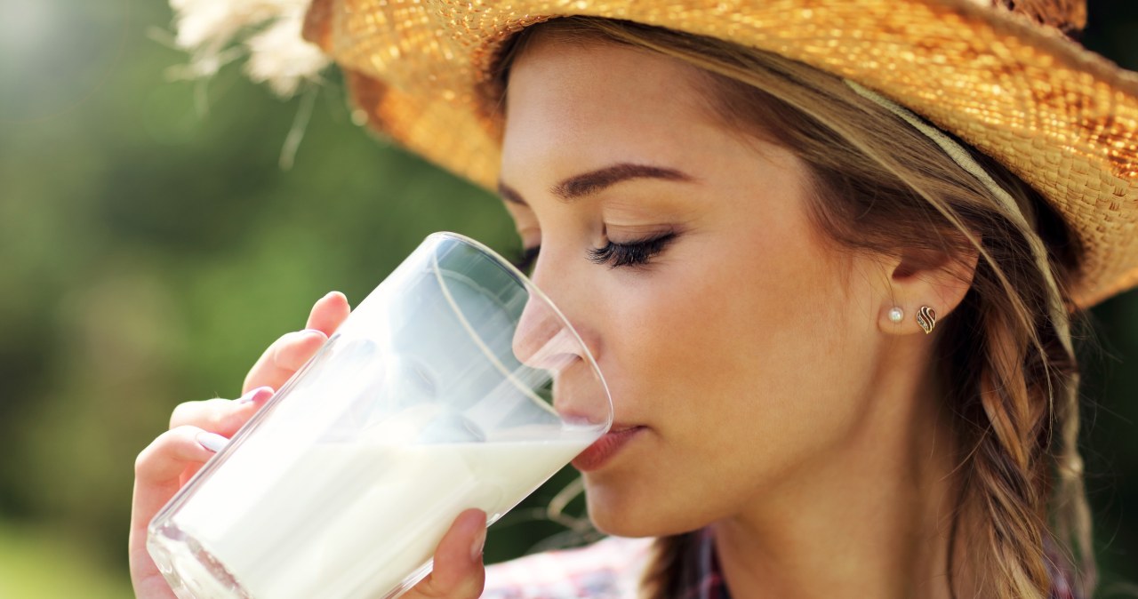 Upały a nawodnienie. Sprawdzone sposoby, by efektownie gasić pragnienie