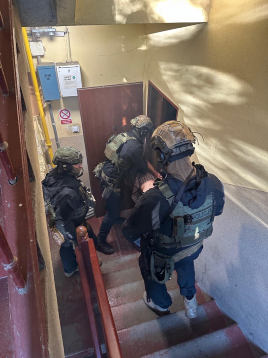 Zatrzymano poszukiwanego czerwoną notą Interpolu