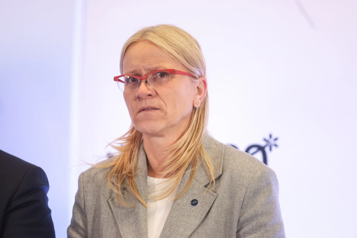 ​Nagły zwrot w sprawie funkcji prezesa Polskiej Agencji Żeglugi Powietrznej. Magdalena Jaworska-Maćkowiak niespodziewanie wycofała swoją decyzję o rezygnacji, którą złożyła w ostatni piątek w Ministerstwie Infrastruktury. 