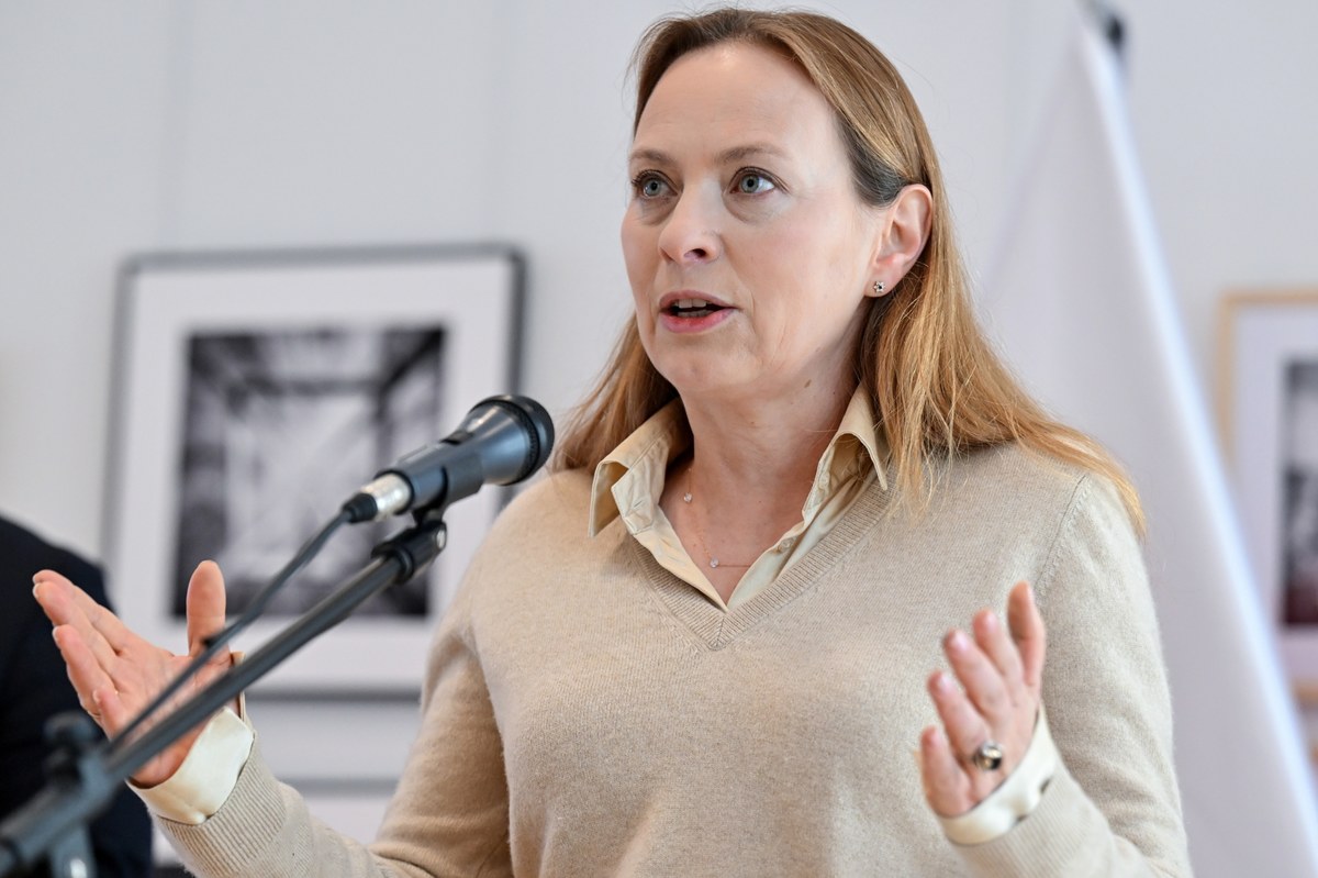 "Zawrotne tempo". Pełczyńska-Nałęcz o środkach z KPO