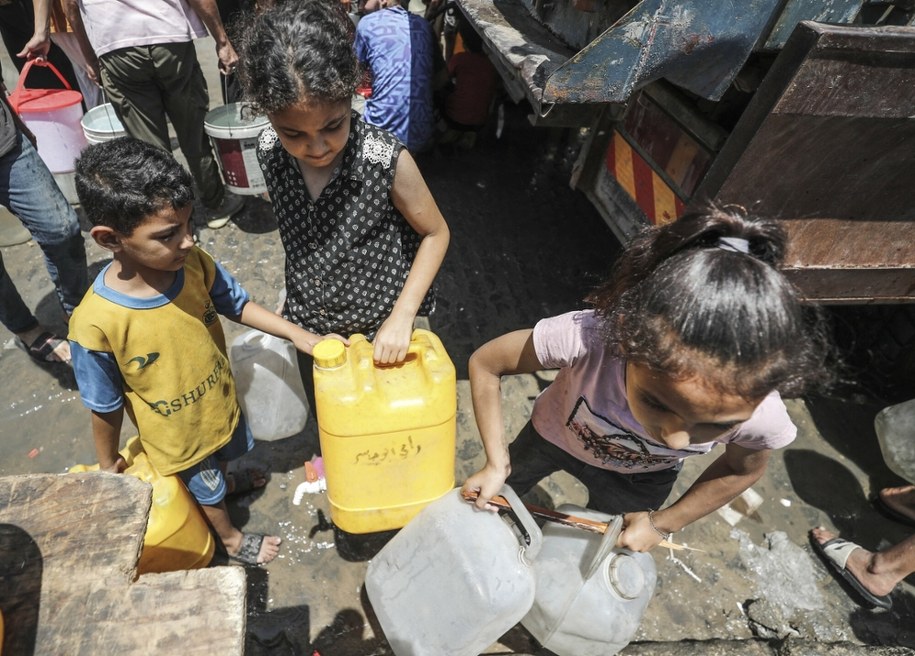 /AA/ABACA/Abaca/East News /East News