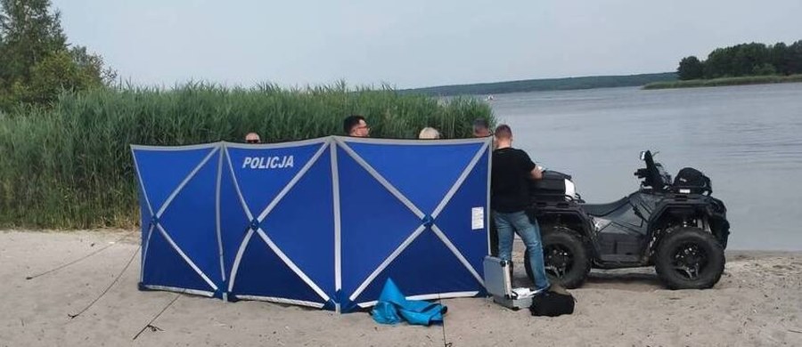 Tragiczny początek wakacji w województwie łódzkim. 15-latek i 33-latek utopili się w miejscowościach Leonów oraz Barkowice - podała policja w piątek. Ciała zostały wyłowione z Zalewu Sulejowskiego w czwartek.