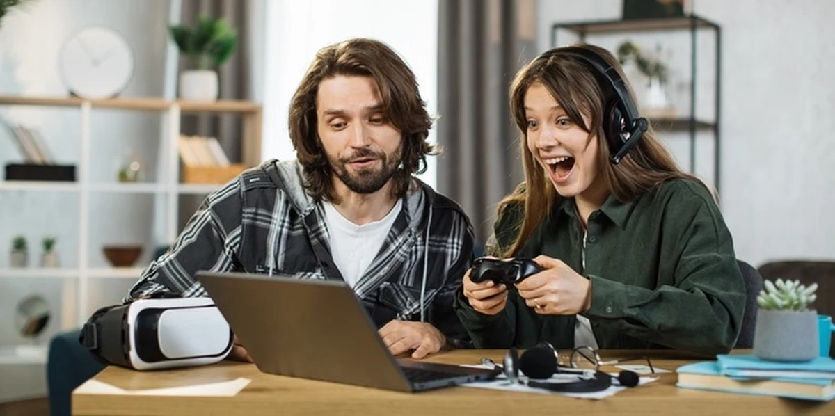 W świecie gamingu tempo jest kluczowe, a opóźnienia mogą zaważyć na wyniku. Wybraliśmy TOP5 laptopów dostępnych w Media Expert, które oferują doskonały stosunek wydajności do ceny – z myślą o graczach szukających płynności, jakości i niezawodności. Sprawdź!