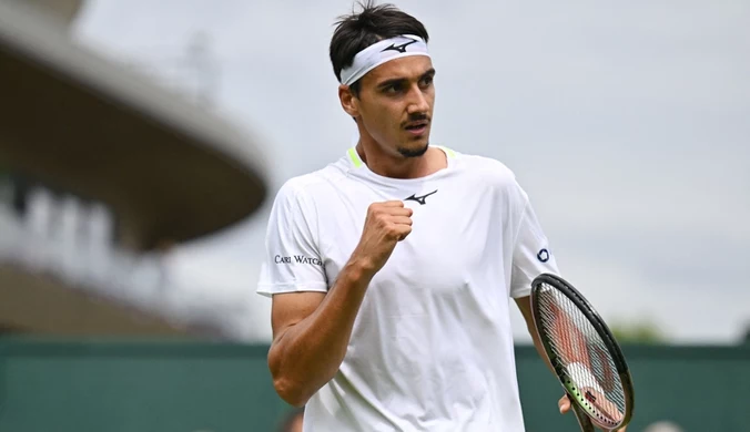 Włoch zachwyca na Wimbledonie. Robi karierę nie tylko na korcie