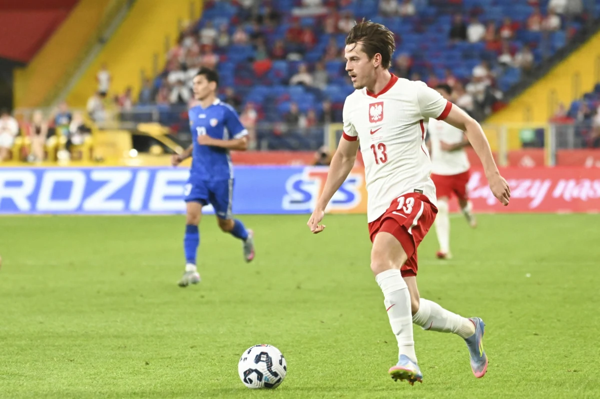 Reprezentant Polski Jakub Kamiński został wypożyczony na sezon 2025/26 z VfL Wolfsburg do ekipy beniaminka Bundesligi, FC Koeln.