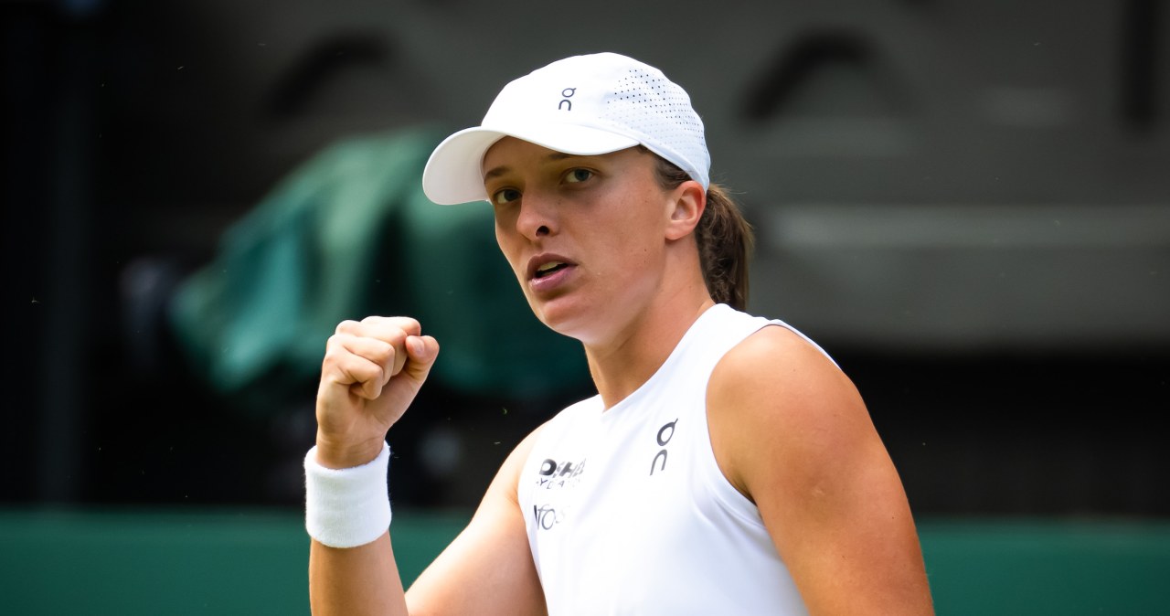 Iga Świątek zdeklasowała Collins. Polka zagra o ćwierćfinał Wimbledonu