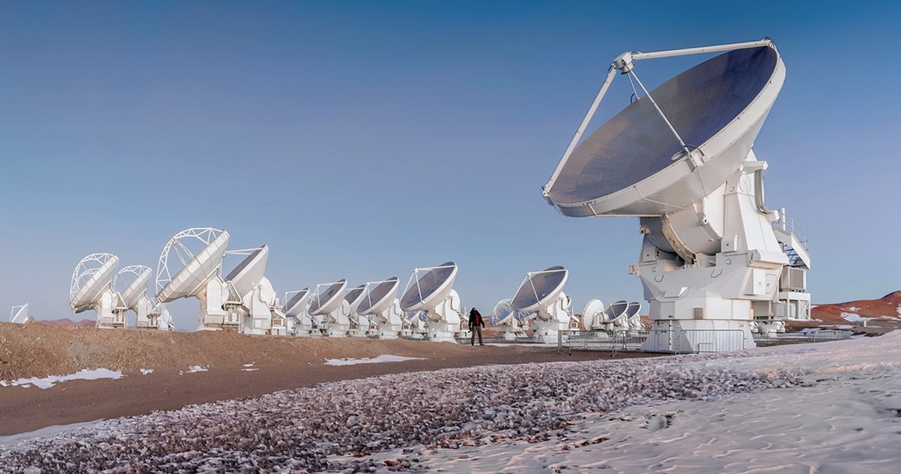 Śnieg spadł na pustyni. Pogoda mogła uszkodzić radioteleskopy ALMA