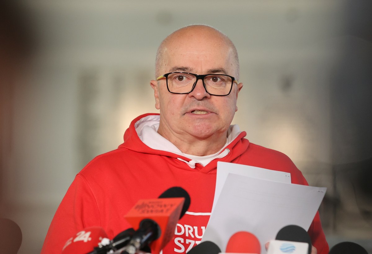 Tomasz Zimoch zawieszony. Ujawnił treść SMS-a