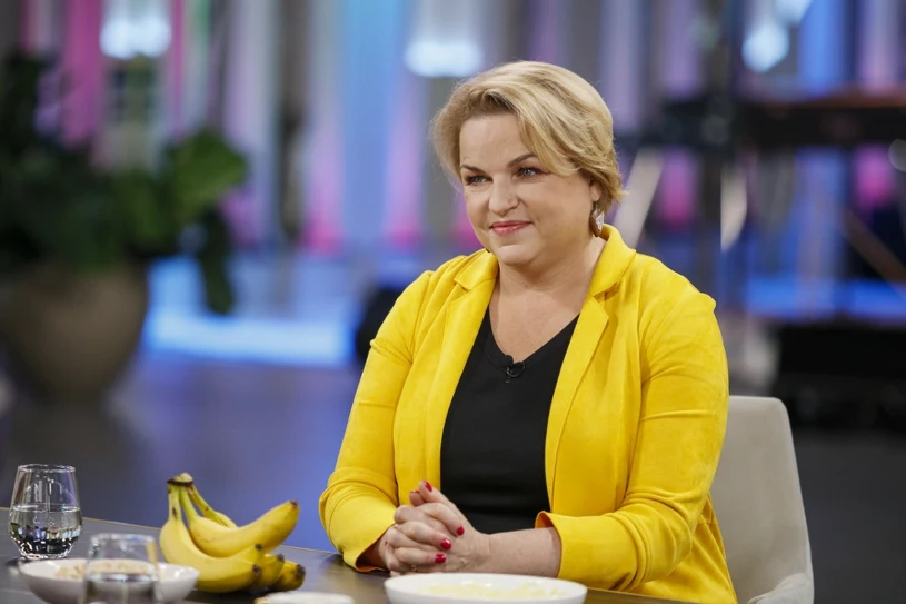 Katarzyna Bosacka wybrała trzy "badziewia" z Żabki. "Czego tutaj nie ma?"