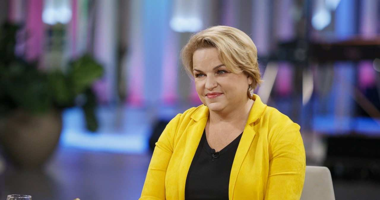 Katarzyna Bosacka wybrała trzy "badziewia" z Żabki. "Czego tutaj nie ma?"