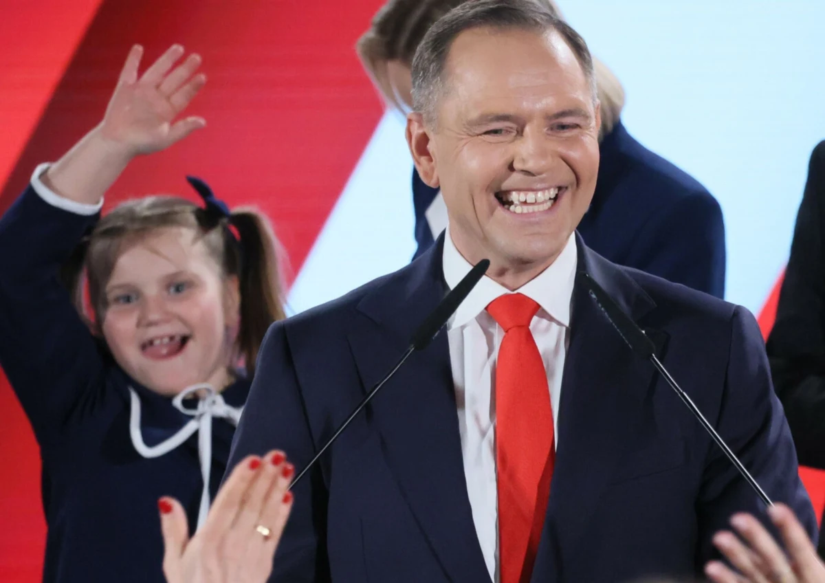 ​Mokotowska prokuratura wszczęła 6 postępowań w sprawie znieważania Kasi Nawrockiej, córki prezydenta-elekta Karola Nawrockiego. Każde postępowanie dotyczy wpisów na osobnej platformie internetowej - przekazał rzecznik Prokuratury Okręgowej w Warszawie prok. Piotr Antoni Skiba.