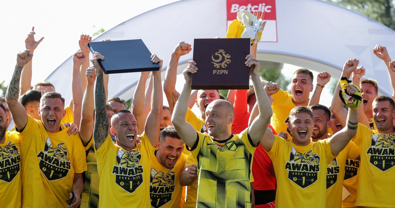 Wieczysta wciąż szaleje na rynku transferowym. Jest oficjalny komunikat