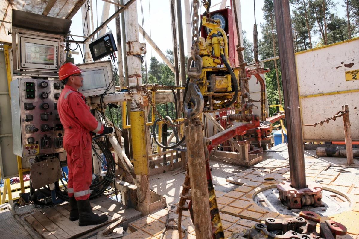 Nowa Sól w Lubuskiem stoi przed historyczną szansą na gigantyczny rozwój. Wszystko za sprawą odkrytych tu ogromnych złóż miedzi i srebra, które już wkrótce mogą przyciągnąć inwestorów z całego świata. Kanadyjska firma Lumina Metals rozpoczęła właśnie starania o koncesję wydobywczą. 