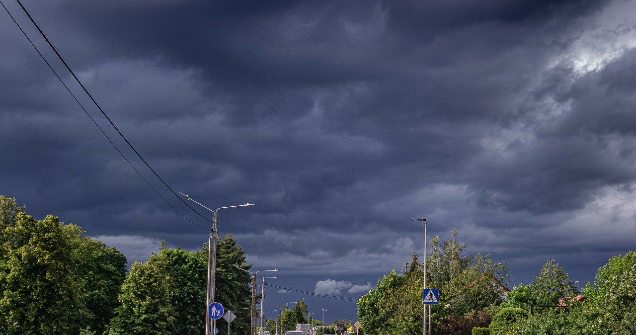 Nad Polskę nadciąga niebezpieczny niż. Alert dla całego kraju