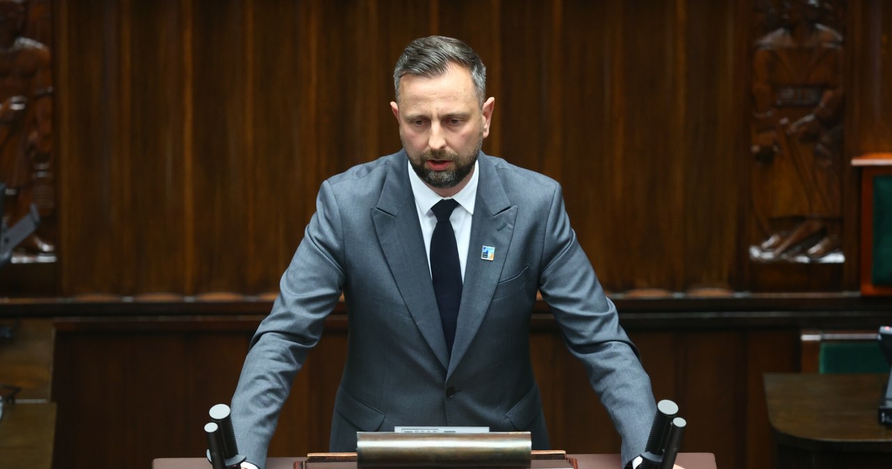 Burza wokół migrantów. Kosiniak-Kamysz grzmi w Sejmie