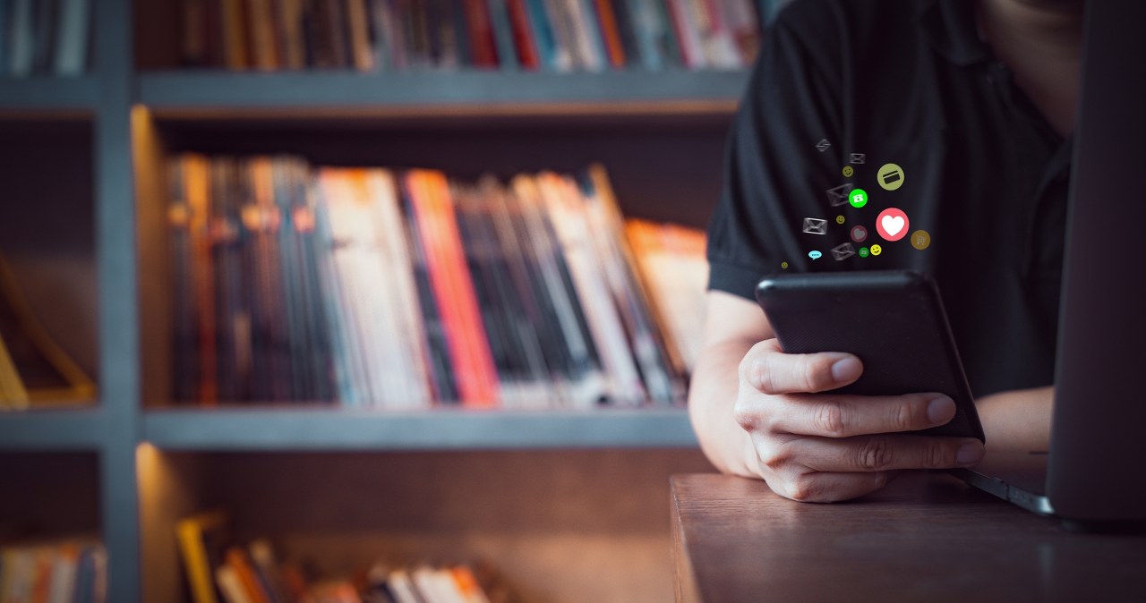 Zatrzymaj pętlę bodźców. Przekonaj się, co zmieni detoks dopaminowy