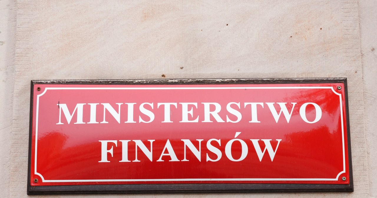 Nowe oszustwo krąży po sieci. Ministerstwo Finansów ostrzega Polaków