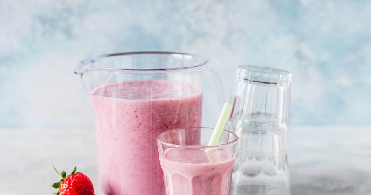 Dodaj do truskawek i jedz zamiast deseru. Na jelita działa jak balsam