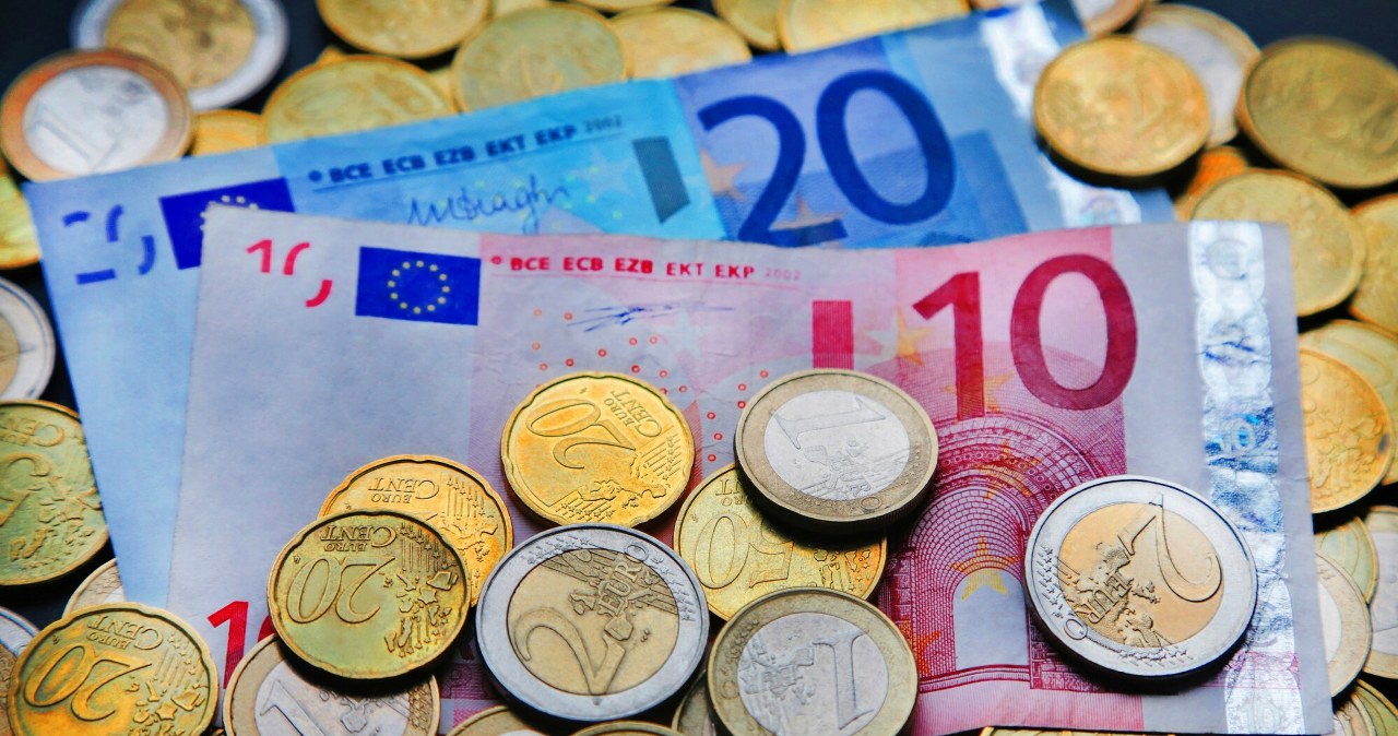 Kolejny kraj wprowadza euro. Łagodniejsze zasady na początek