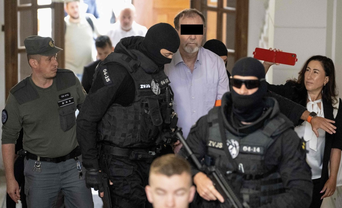 Strzelał do premiera, teraz krzyczał do dziennikarzy. Ruszył głośny proces