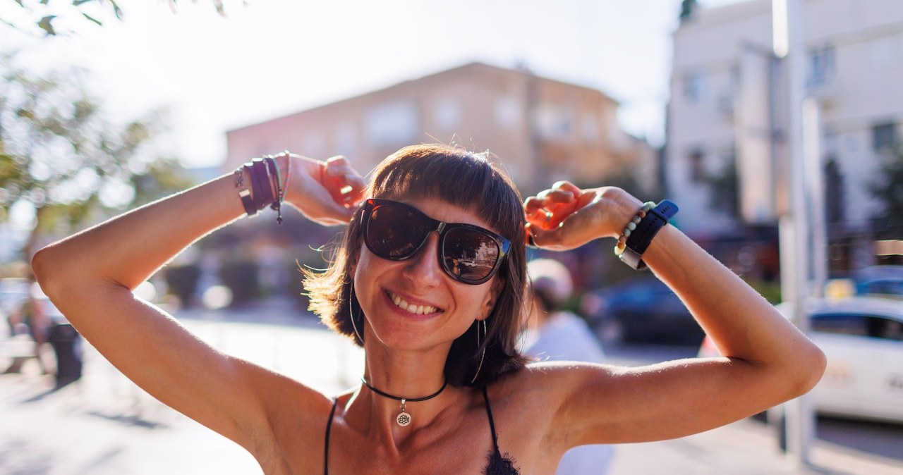 Dbanie o pachy to wybór czy społeczny nakaz? Sprawdziliśmy, co myślą Polki