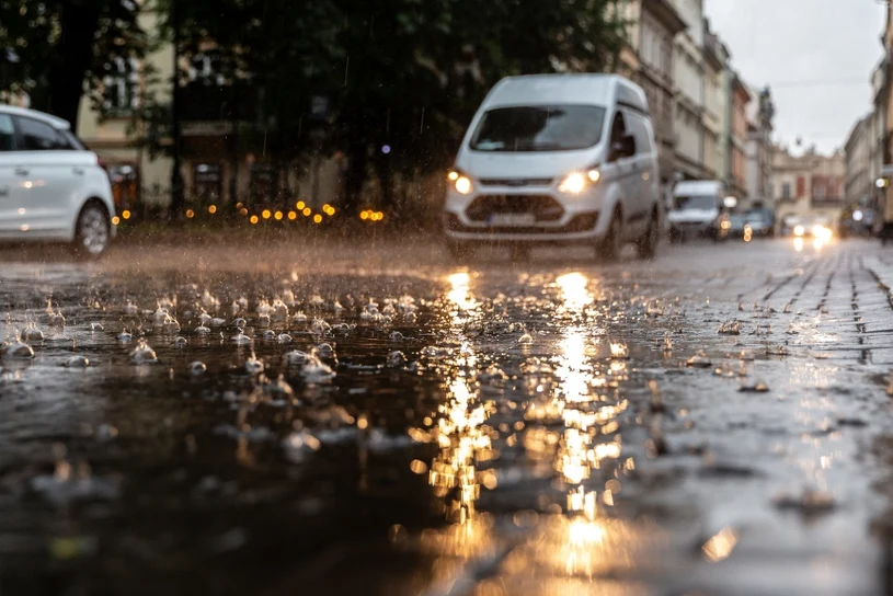 Antycyklon Xeri nad Polską. Gwałtowne ochłodzenie i burze z gradem