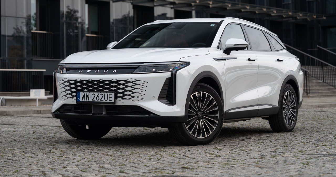 Omoda 9 oferuje 537 KM za 219 900 zł. Chińczyk premium nie jest jednak bez wad