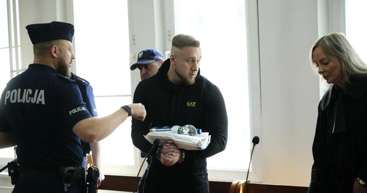 ukasz ak Wznowiono Proces Ws Tragedii Na Trasie azienkowskiej ukasz-ak-wznowiono-proces-ws-tragedii-na-trasie-azienkowskiej
