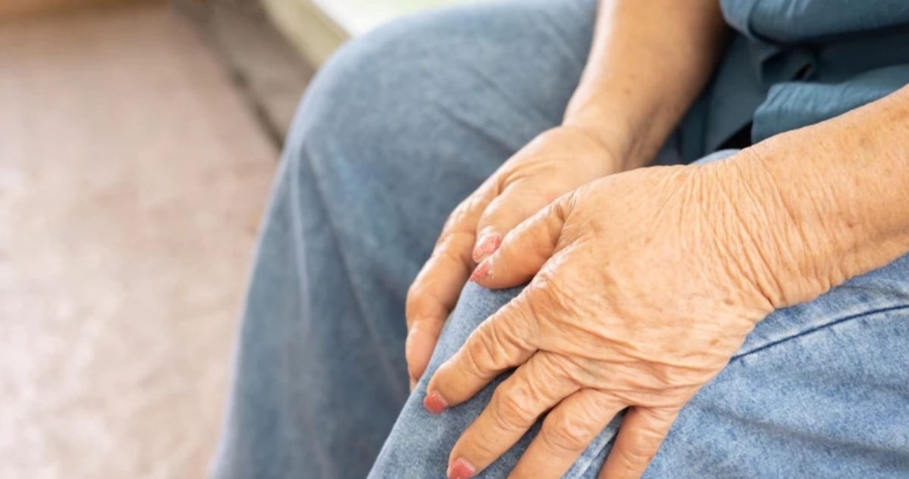 Najlepsze napoje na ból stawów. Pij codziennie, gwałtownie poczujesz różnicę