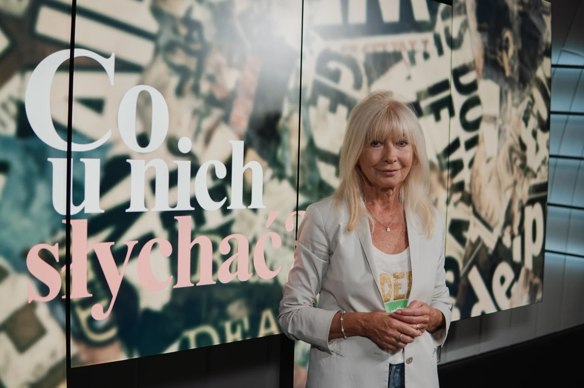 "Nasz naród jest wspaniały, ale kompletnie pogubiony" - mówi Anna Maria Wesołowska, polska sędzia i osobowość telewizyjna. W rozmowie z Kubą Śliwińskim w podcaście Radia RMF24 "Co u nich słychać?" opowiada o tym, dlaczego zdecydowała się zostać sędzią i dlaczego polityka nie jest dla niej istotna. Wspomina także, jakie problemy trapią młodych ludzi w dzisiejszych czasach oraz jaką rolę w życiu wielu ludzi odegrał serial "Sędzia Anna Maria Wesołowska".