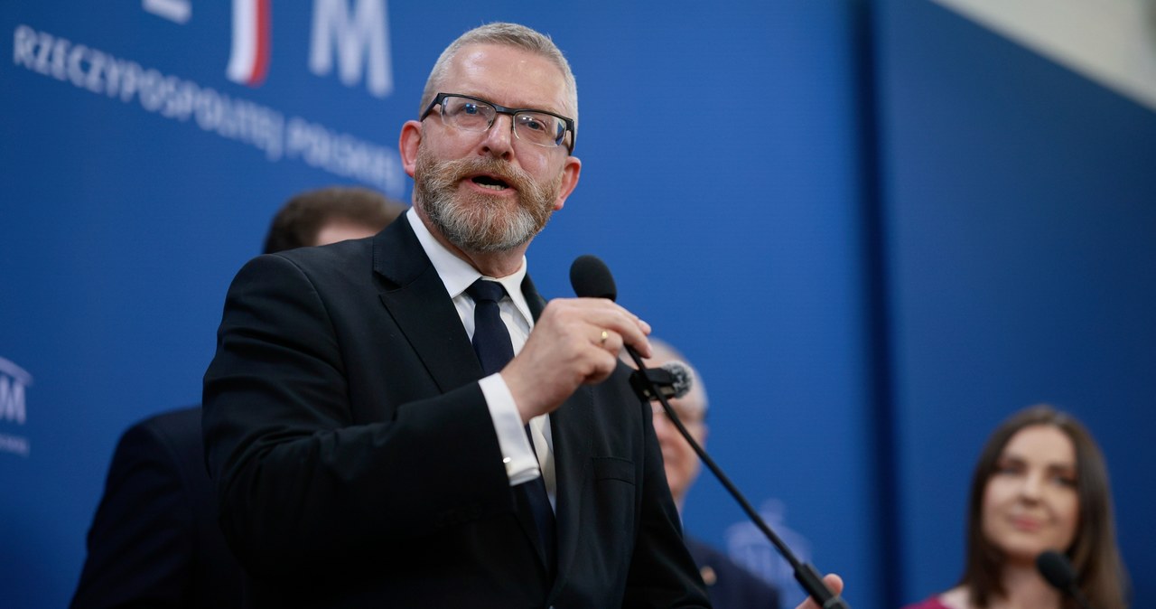 Najnowszy sondaż partyjny. Zmiana na czele i prawie 6 proc. na partię Brauna