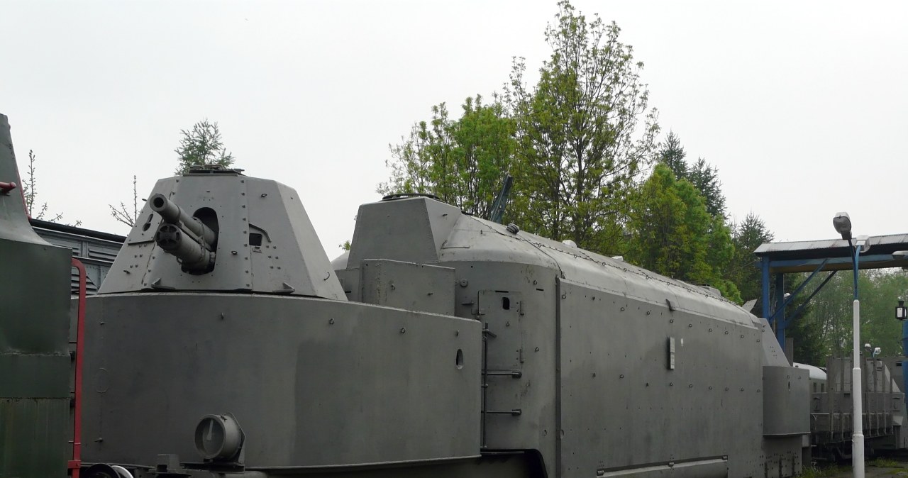 Czy odnajdziemy Złoty Pociąg i jego skarb? Nowe odkrycie przy zamku Książ