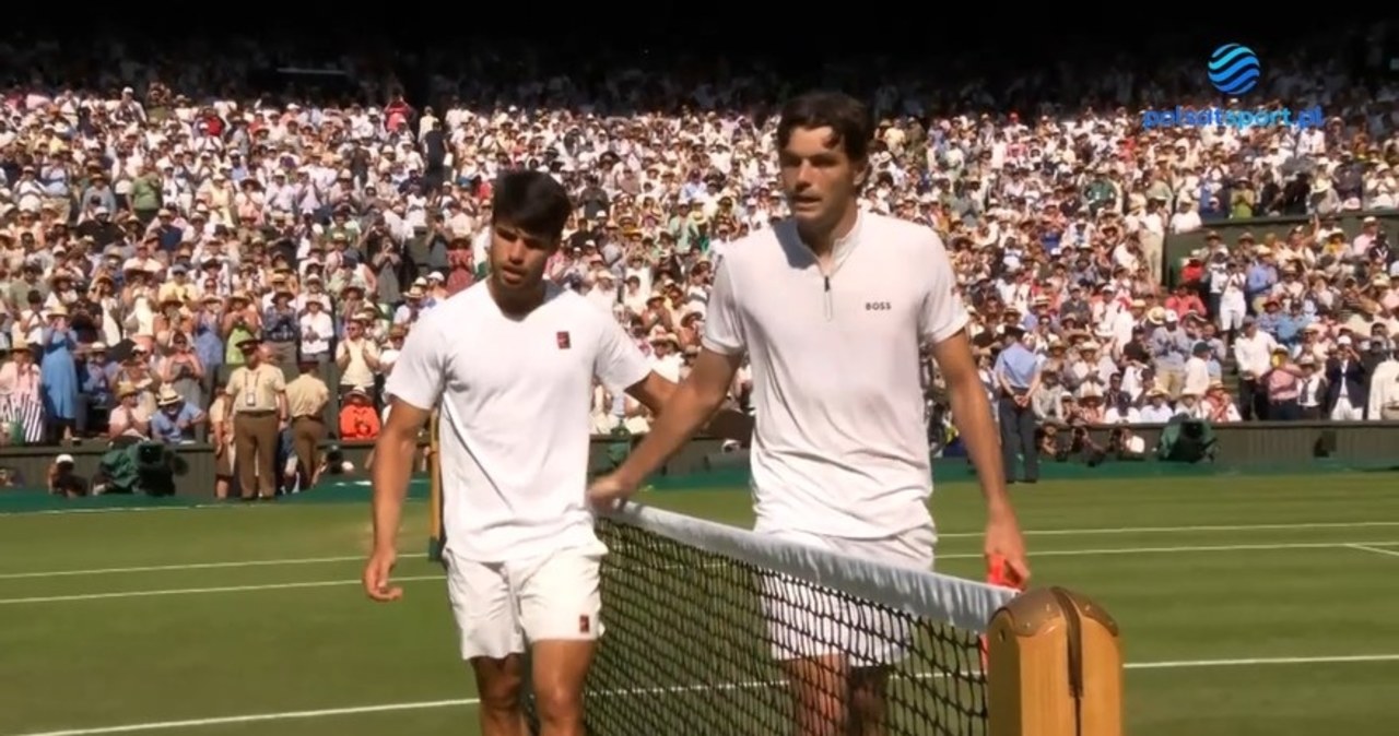 Carlos Alcaraz znów w finale Wimbledonu! Pokonał Taylora Fritza po czterosetowym boju [WIDEO]