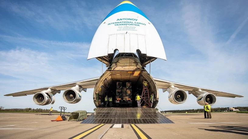 Największy samolot świata, An-124 Rusłan, wylądował w Kijowie