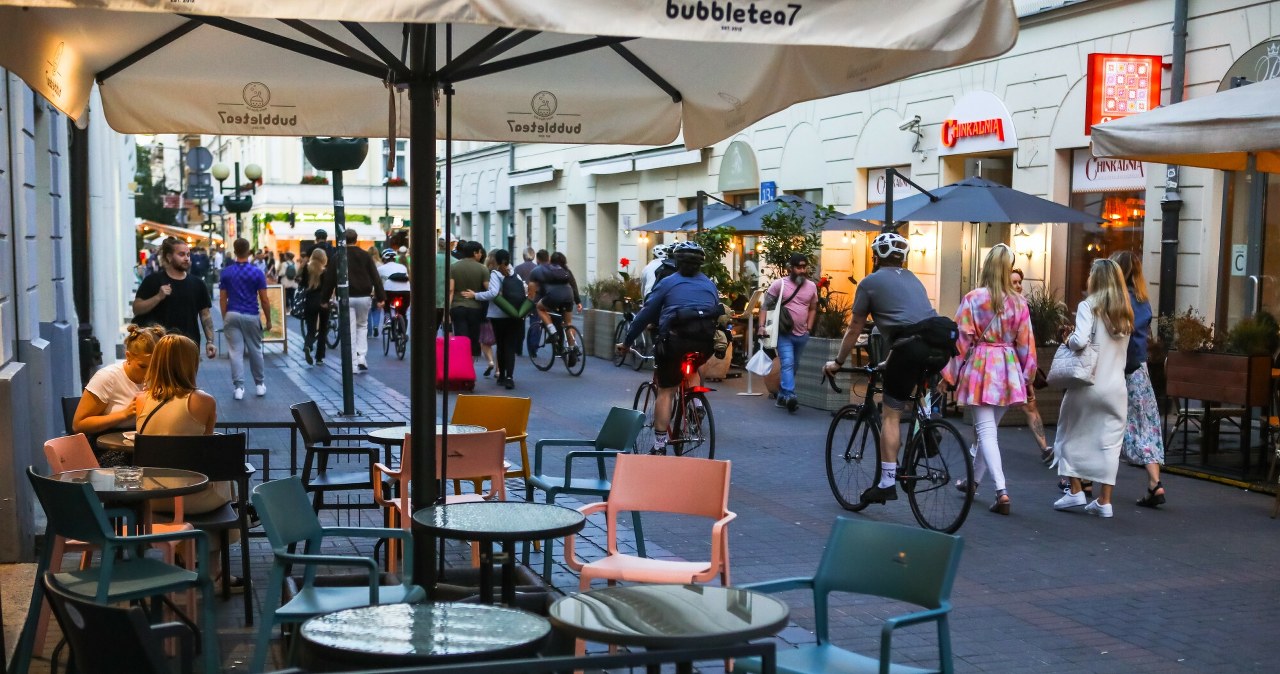 Kawa we Florencji tak, ale nie w ogródku. Rada miasta wprowadziła zakaz