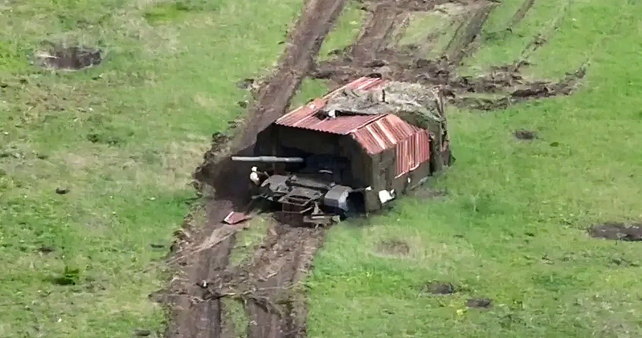 Stalowe potwory pojawiły się na froncie. Rosjanie idą na całość