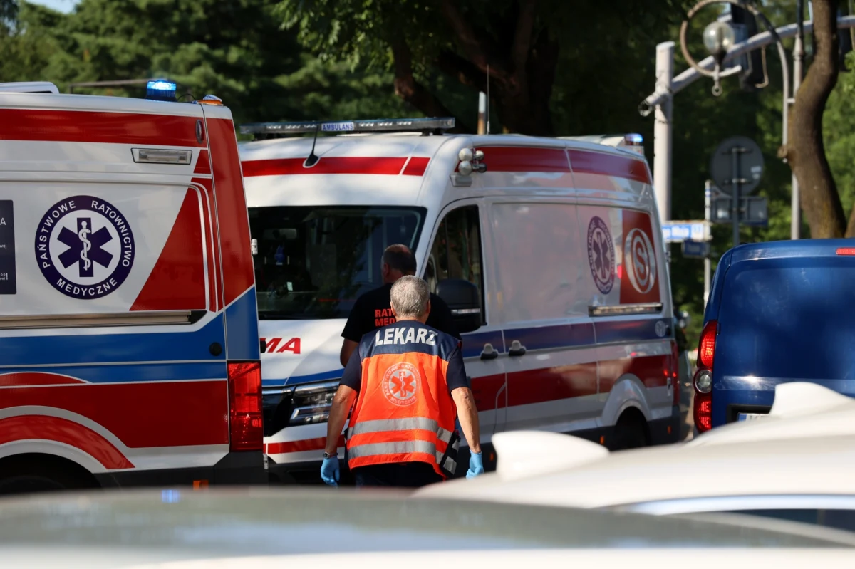 Trzy lata więzienia grożą mężczyźnie, który zaatakował pielęgniarkę w szpitalu w Lublinie. Napastnik próbował dusić kobietę. Został zatrzymany przez policję. 